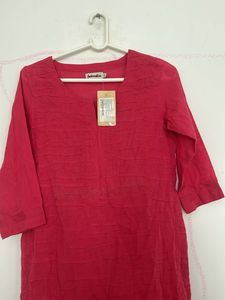 Vibrant Red Textured Kurta