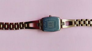 Titan women's watch | gold | vintage
