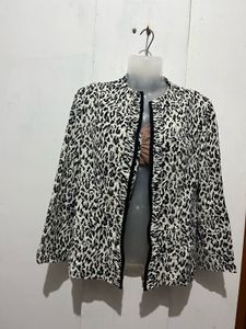 Leopard Print Zip-Up Jacket