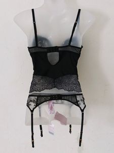 NIGHT WEAR WITH GARNET LESS