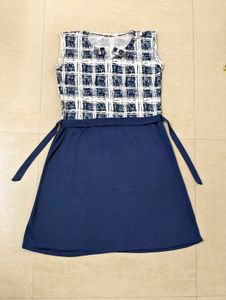 Chic Navy & White Checkered Dress 📍Free Delivery
