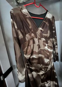 Stylish Sheer Print Midi Dress