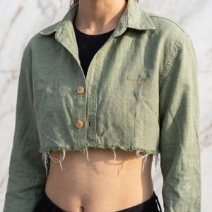 Cropped Green Collared Shirt