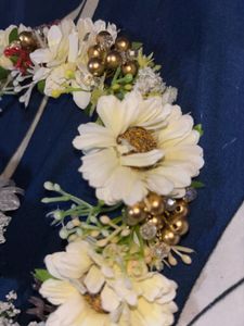 Beautiful Floral Hair Accessories