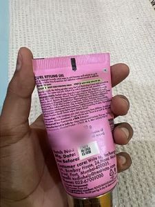 Zudio Whip Head Styling Gel for Curly Hair step 2