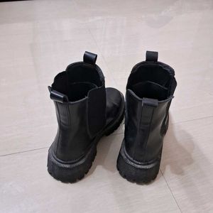 Chunky Platform Chelsea Boots