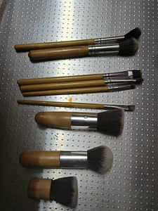 makeup brush
