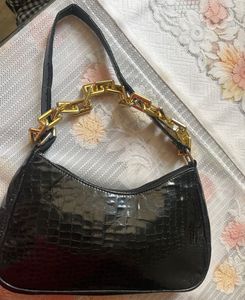 Festive  Sale 🔥Black Faux Shoulder Bag