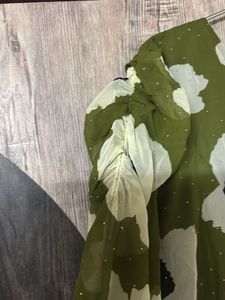 Chic Green Floral Maci Dress