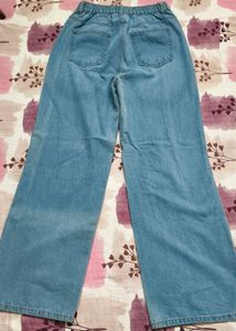 Distressed Wide Leg Jeans