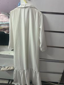 Chic White Giraffe Print Dress
