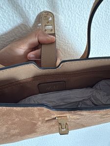 Stylish Tan Shoulder Bag
