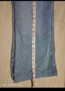 Light Wash Wide Leg Jeans