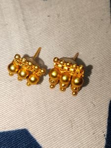 Golden Colour Earring