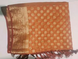 Women's Casual saree. Like New. Good Condition .