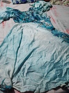 Blue Floral Print midi