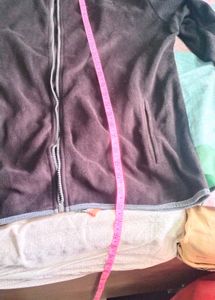 Men's Black Zip-Up Jacket