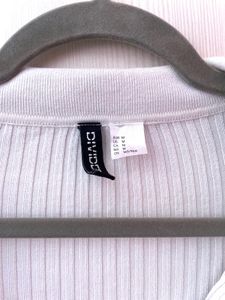 H&amp;M Ribbed Polo Long Sleeve Crop Top