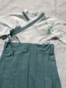 Elegant White &amp; Teal Korean Traditional Dress