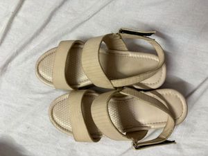 Beige Textured Platform Sandals with Velcro Strap