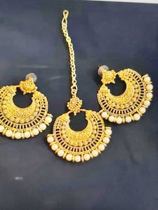 Gold Plated Pearl Maang Tikka Set