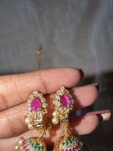Exquisite Kundan Jhumka Earrings