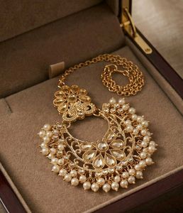Elegant Pearl Maang Tikka