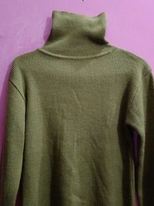 Green High Neck