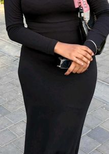 Elegant Black Long Sleeve Maxi Dress