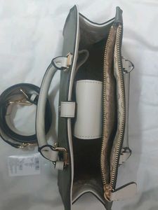 GUESS Delvin Satchel