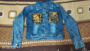 Denim Jacket🧥 For Woman And Girls...