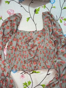 Floral Print Square Neck Top