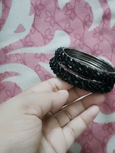 192.Sparkling Black Crystal Bangles