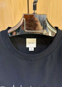 Calvin Klein T shirt