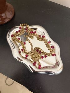 Exquisite Kundan Maang Tikka with Pearls