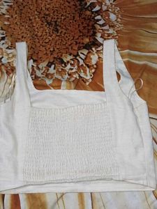 Stylish Cropped Tank Top