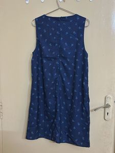 Chic Navy Floral Sleeveless Dress