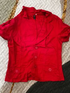 Chic Red Collared Puff Sleeve Top