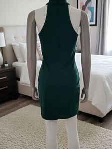 Elegant Green Crisscross Mini Dress