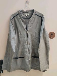 Elegant Grey Zippered Jacket