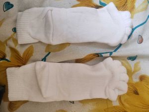 Foot alignment socks