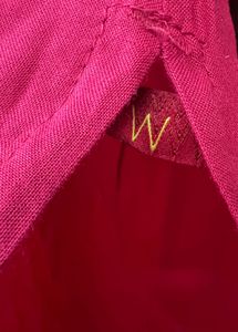 W and Shruti kurti