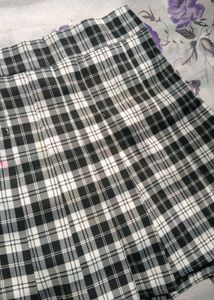 Plaid Pleated Mini Skirt
