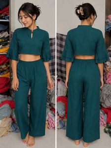 Stylish Teal Bell Sleeve Crop Top