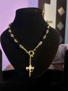 Elegant Beaded Necklace with Pendant