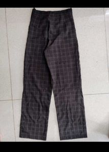 Chic Plaid Pants
