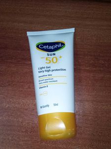 Cetaphil Sun SPF 50+ Light Gel