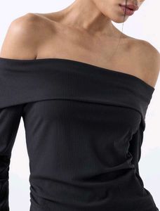 Chic Off-Shoulder Black Top