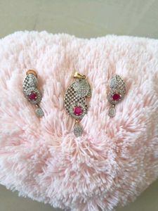 Exquisite Paisley Design Jewellery Set