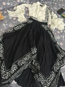 new notag Elegant Black &white skirt top